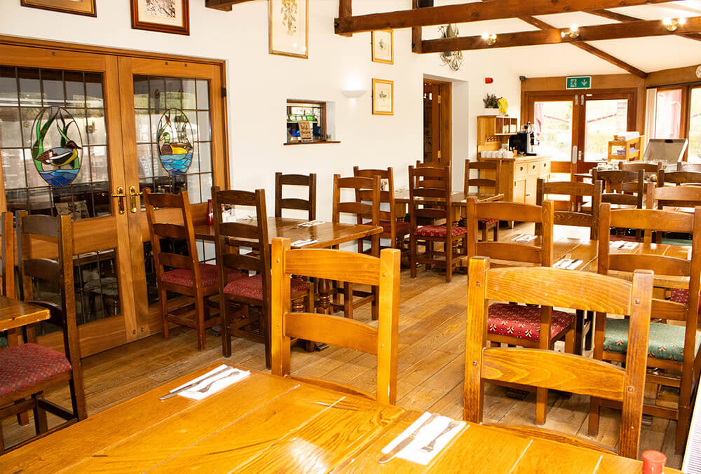 Dine With Us Image 1 | Tudor Arms - Slimbridge, Gloucestershire