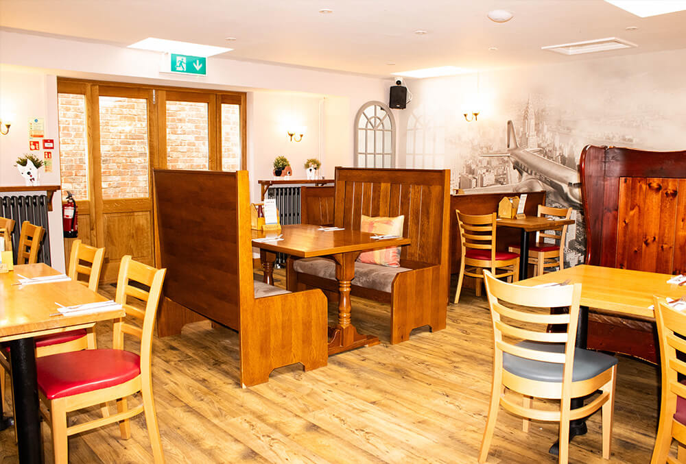 Dine With Us Image 7 | Tudor Arms - Slimbridge, Gloucestershire