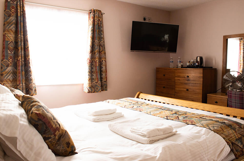 Stay With Us Image 12 | Tudor Arms - Slimbridge, Gloucestershire