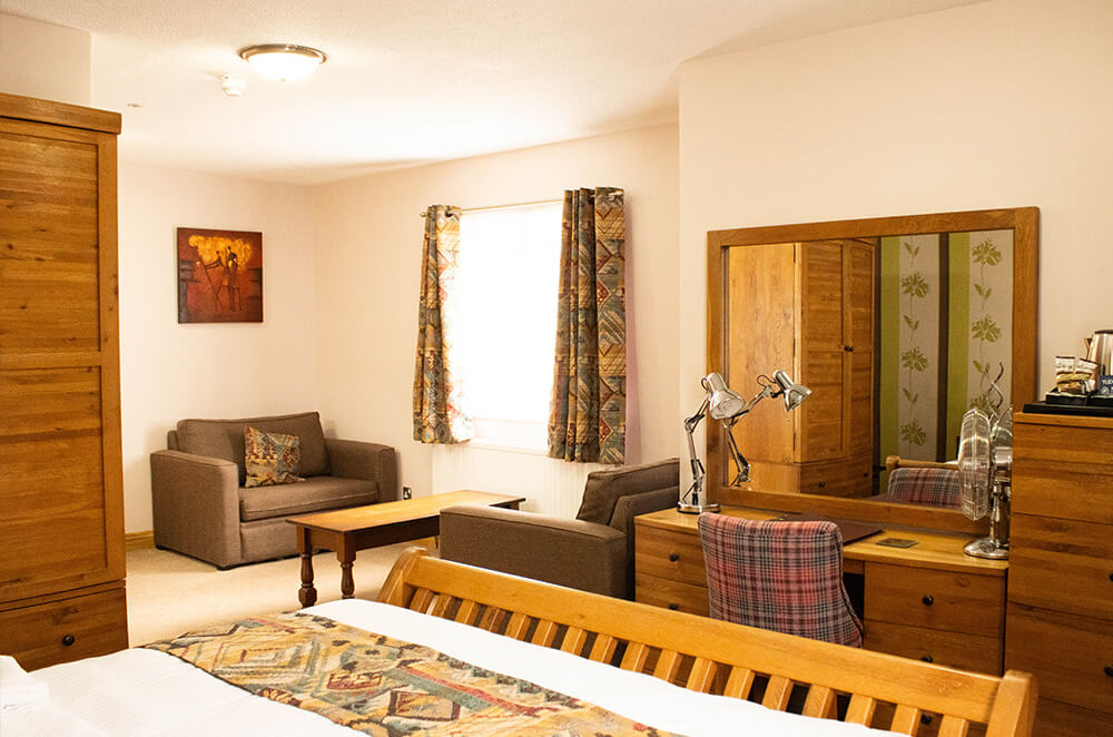 Stay With Us Image 14 | Tudor Arms - Slimbridge, Gloucestershire