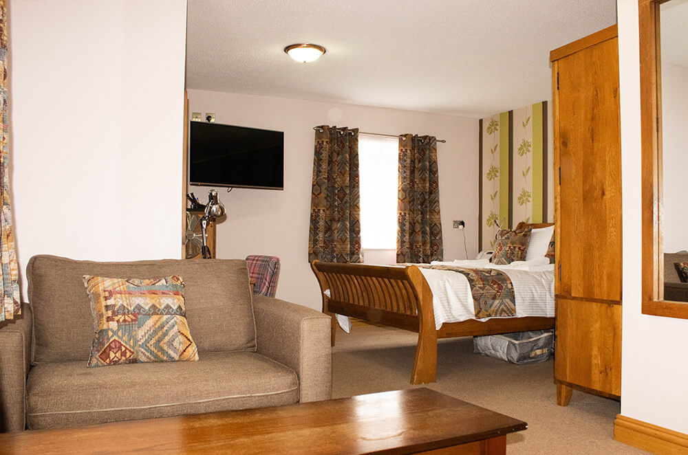 Stay With Us Image 9 | Tudor Arms - Slimbridge, Gloucestershire